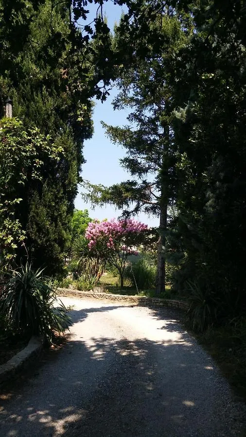 LUBERON EN PROVENCE GITE 3 CHAMBRES avec PISCINE PRIVEE Cheval-Blanc