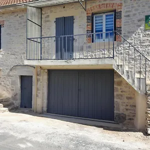 https://gite-d-aureilles.midi-pyreneeshotels.com