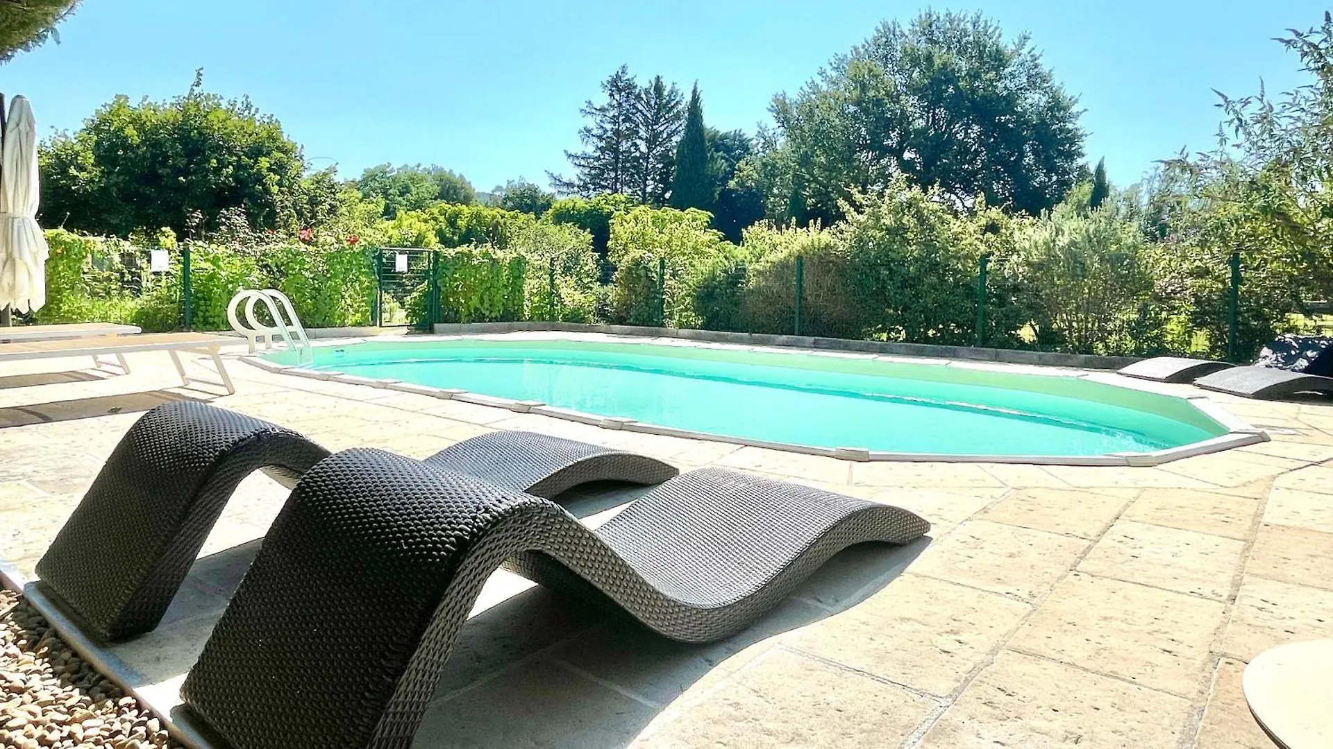 Rendez-Vous Avec Les Cigales - Gite 6 Personnes 100M2 - Piscine Privee - Climatisation location